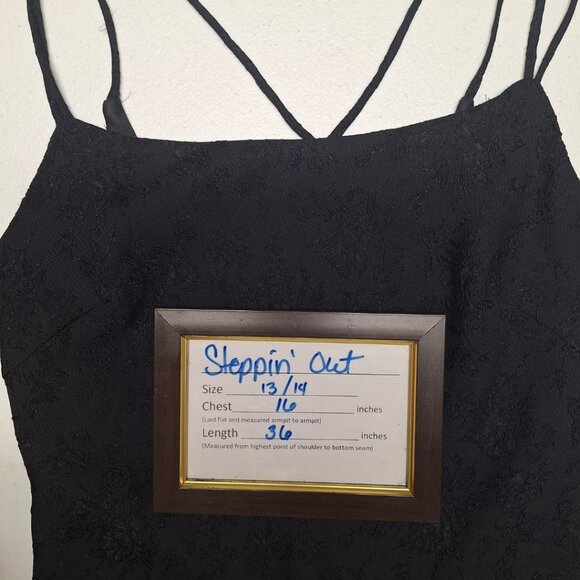 Steppin Out Dress Black Lace Strappy Back Slip Women Size 13 14 USA Short Formal - Picture 8 of 12